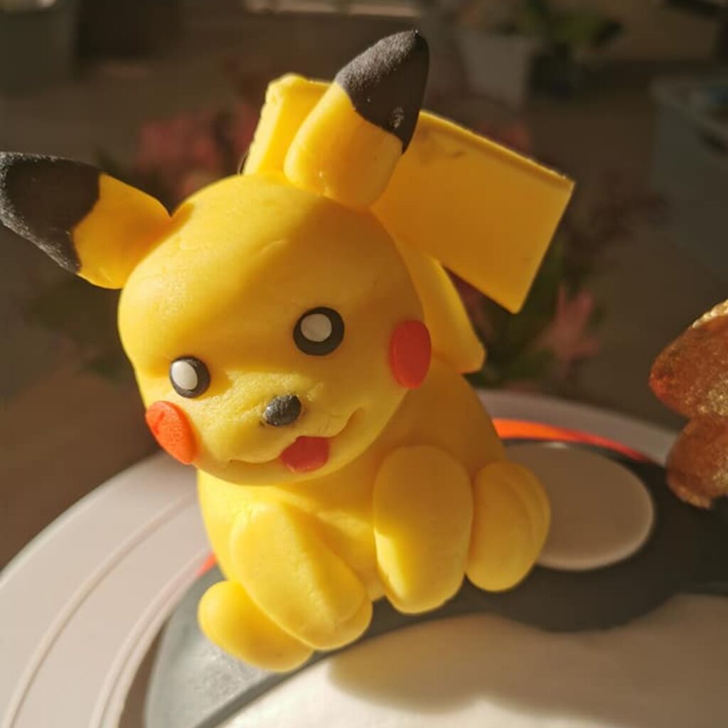 Pikachu pâte à sucre